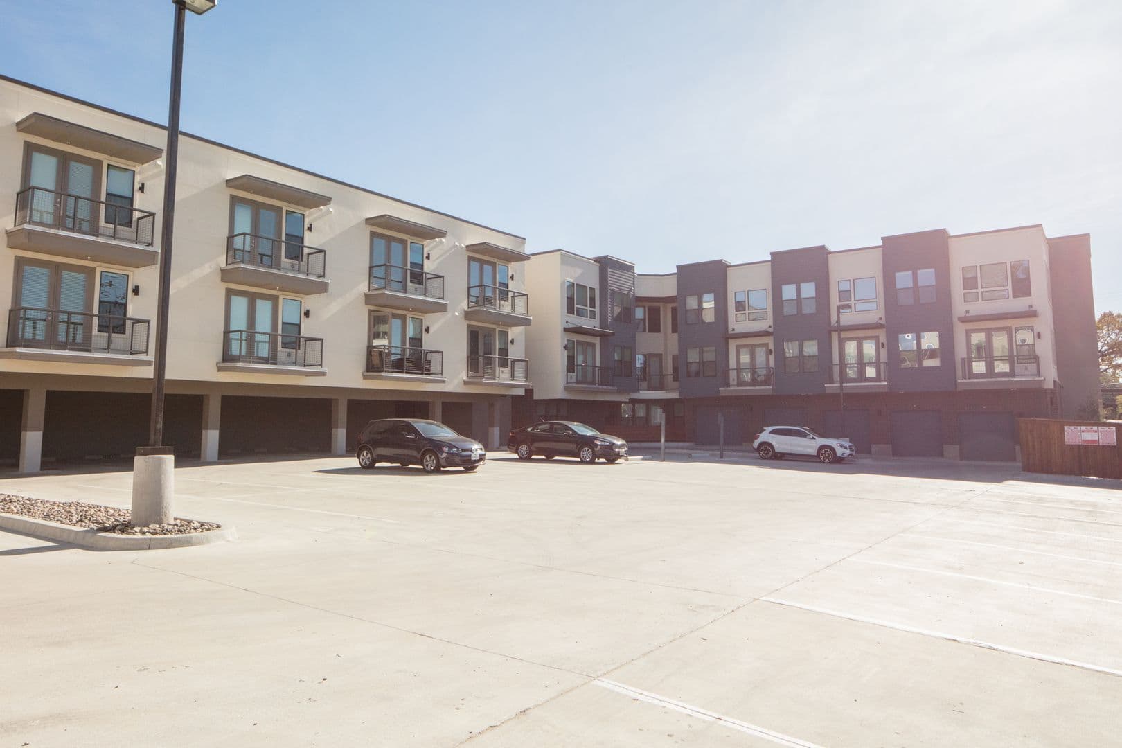 Dallas Apartment: 2103 Moser Ave