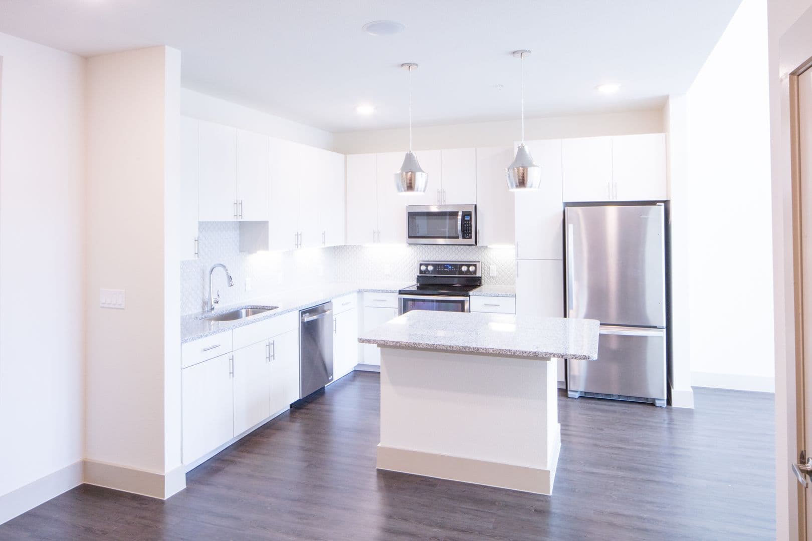 Dallas Apartment: 2100 Moser Ave