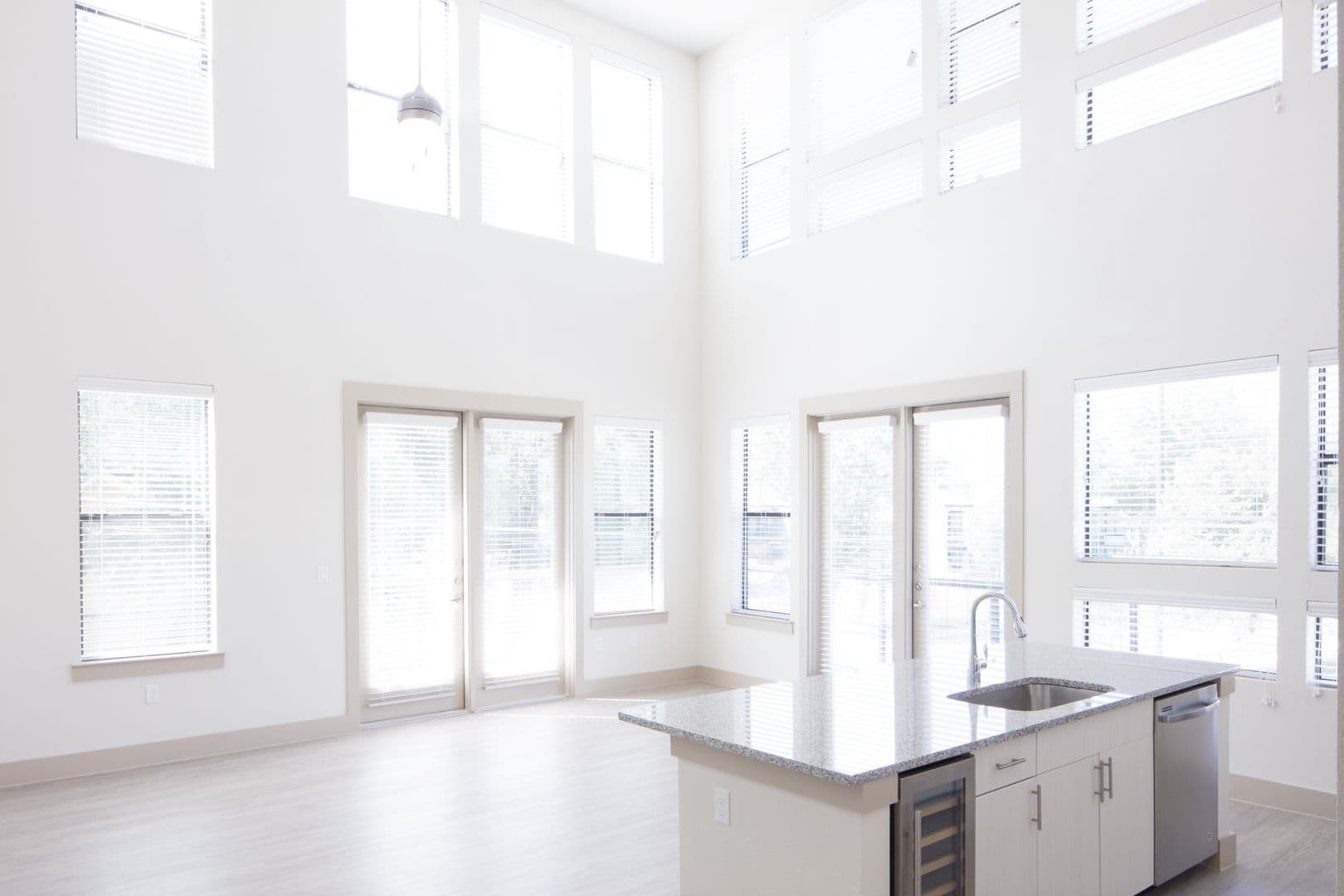 Dallas Apartment: 2100 Moser Ave