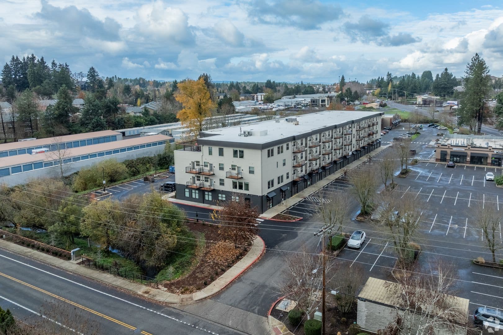 Salem Apartment: 5775 Commercial St Se