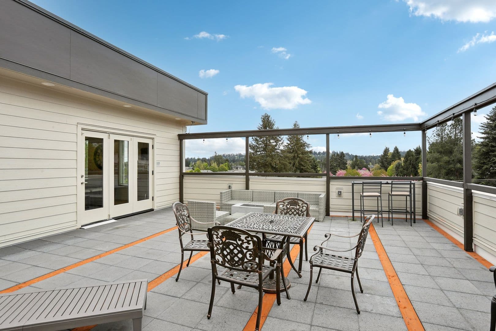 Salem Apartment: 5775 Commercial St Se