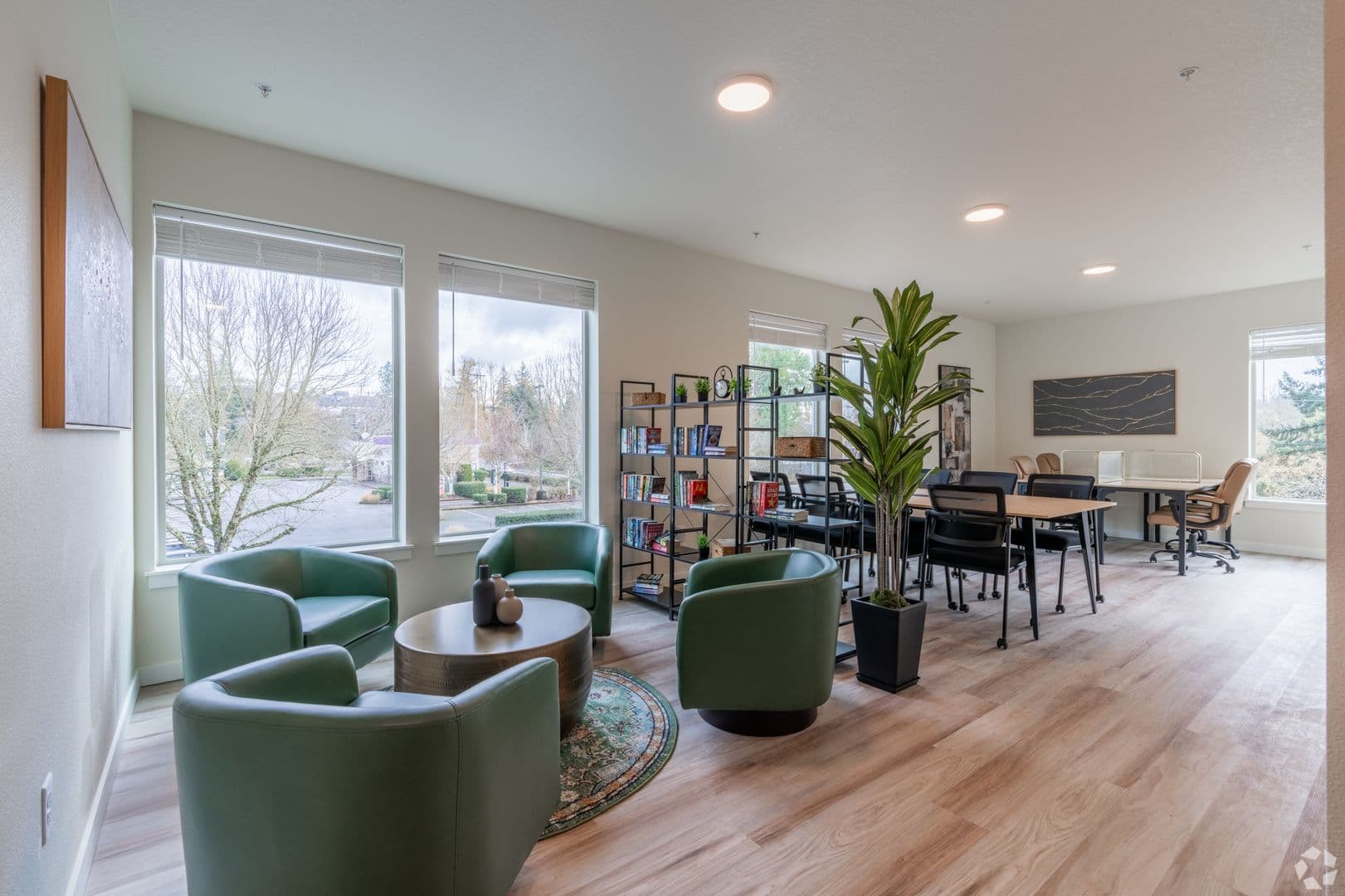 Salem Apartment: 5775 Commercial St Se