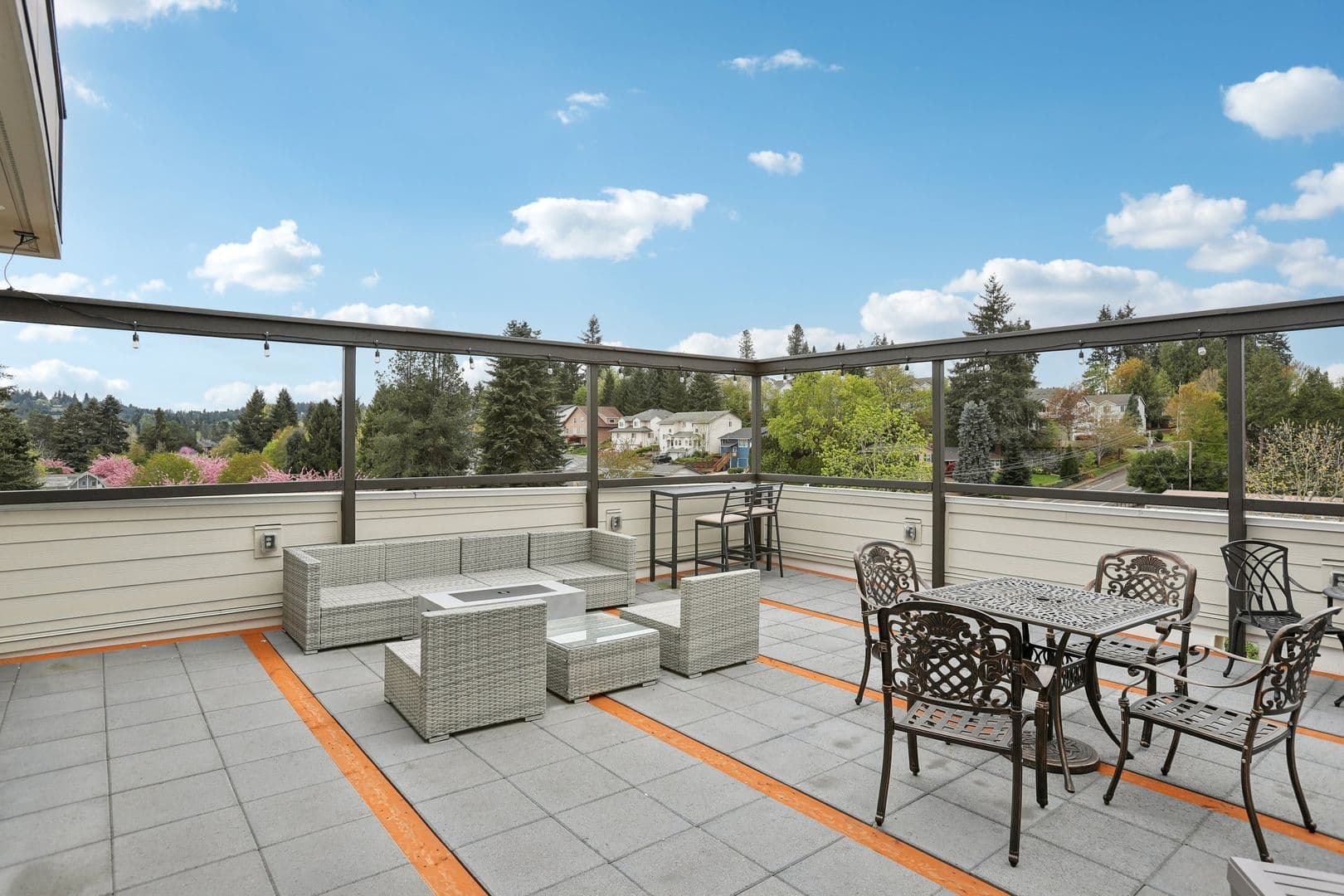 Salem Apartment: 5775 Commercial St Se