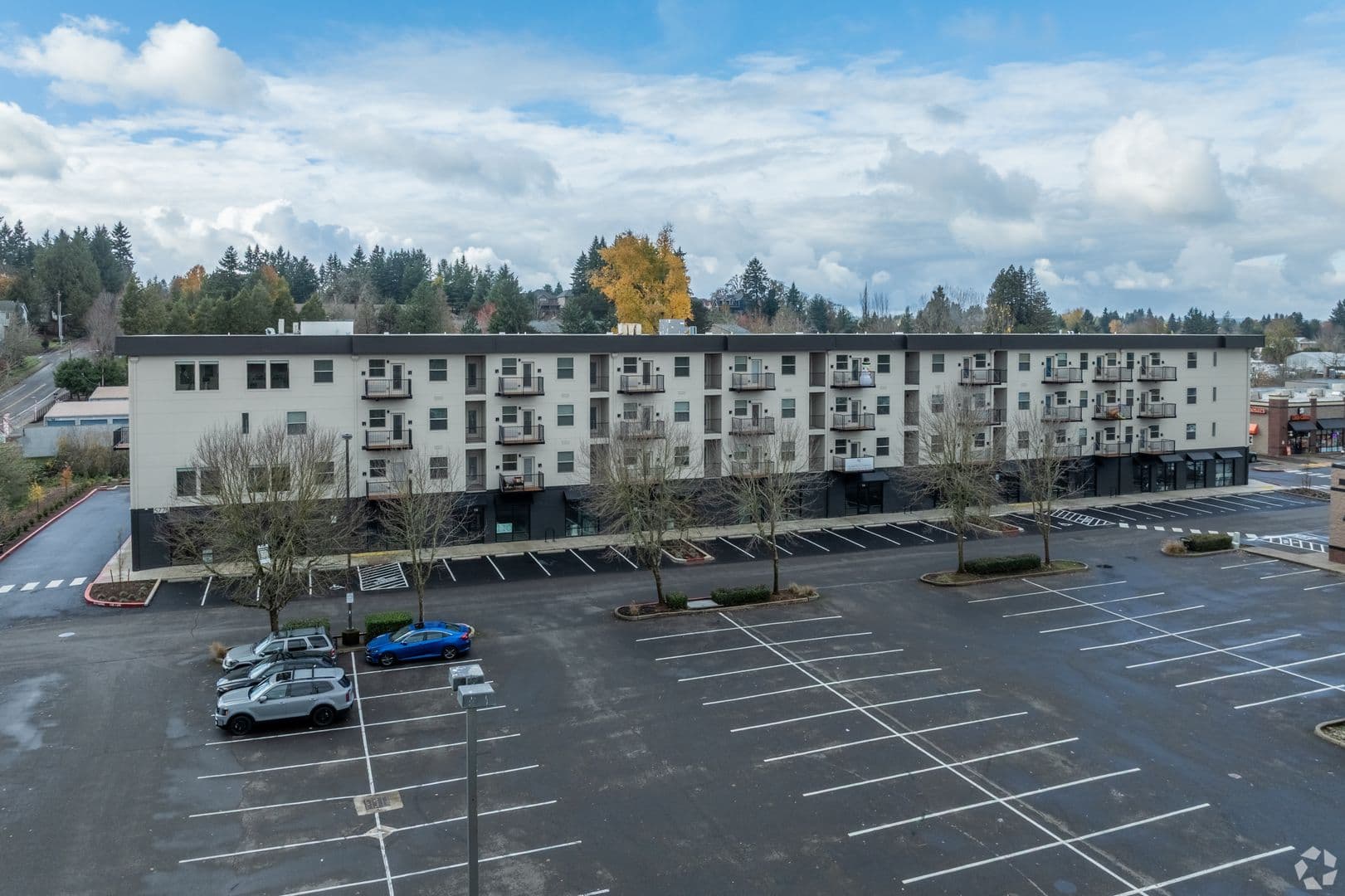 Salem Apartment: 5775 Commercial St Se