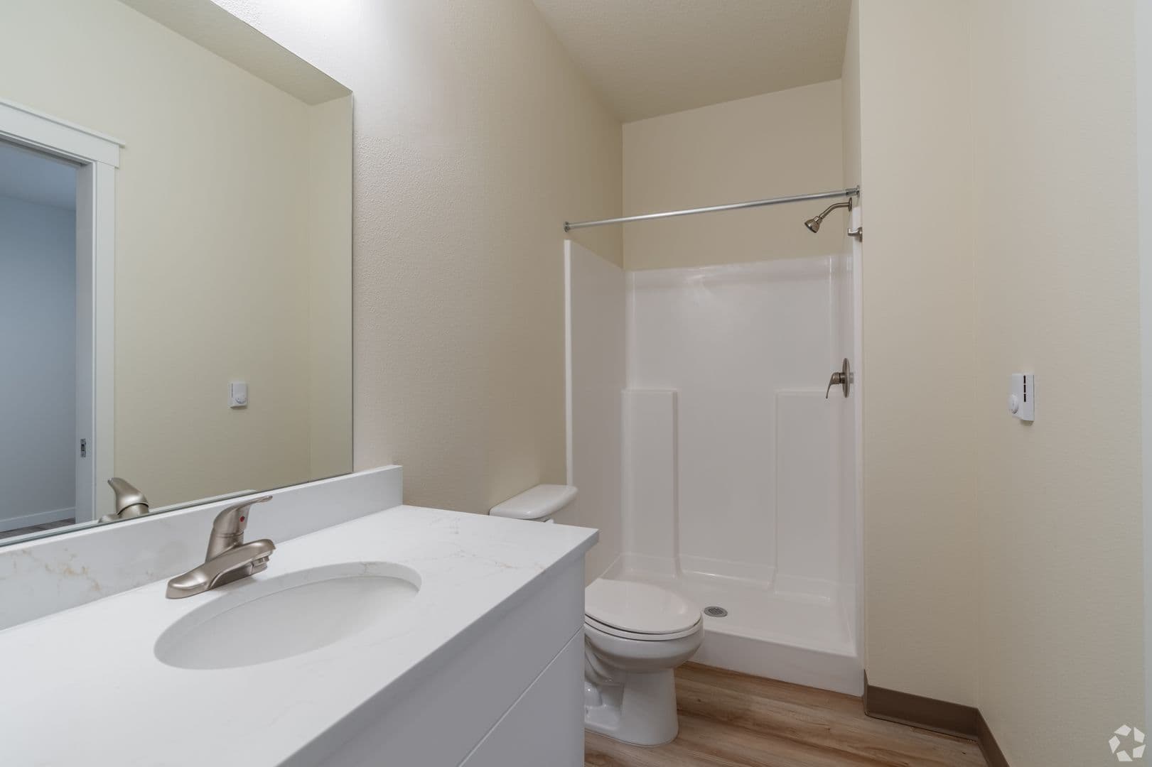 Salem Apartment: 5775 Commercial St Se
