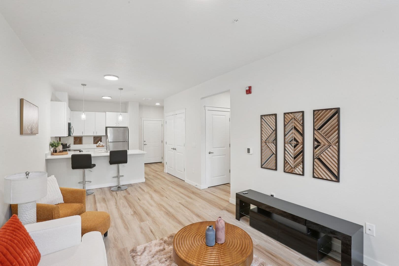 Salem Apartment: 5775 Commercial St Se