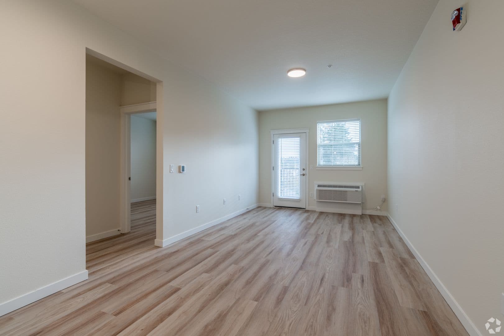 Salem Apartment: 5775 Commercial St Se