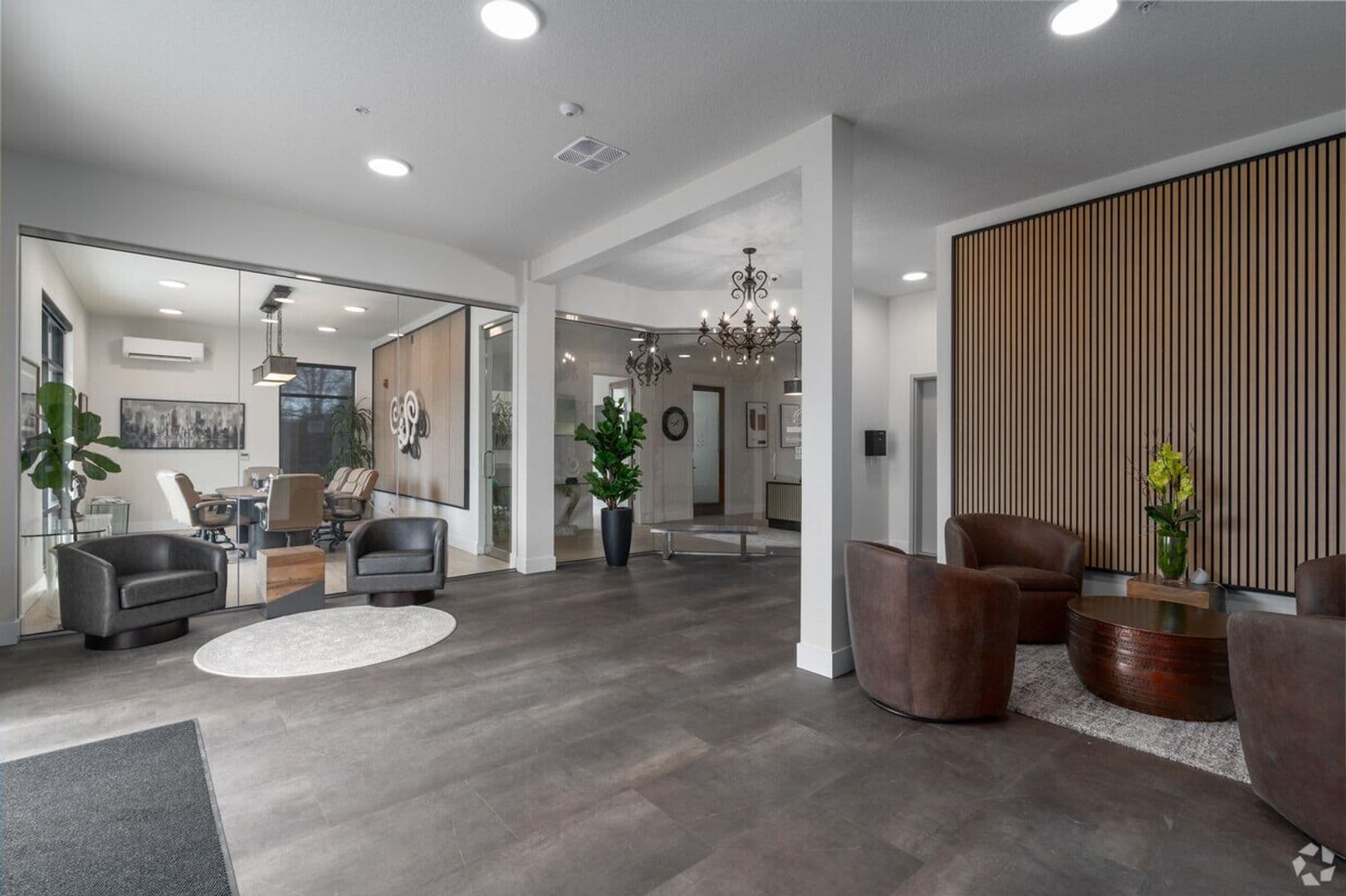 Salem Apartment: 5775 Commercial St Se