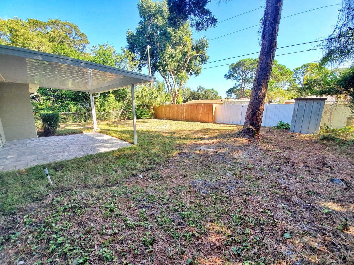 St. Petersburg House: 2661 Columbus Way S