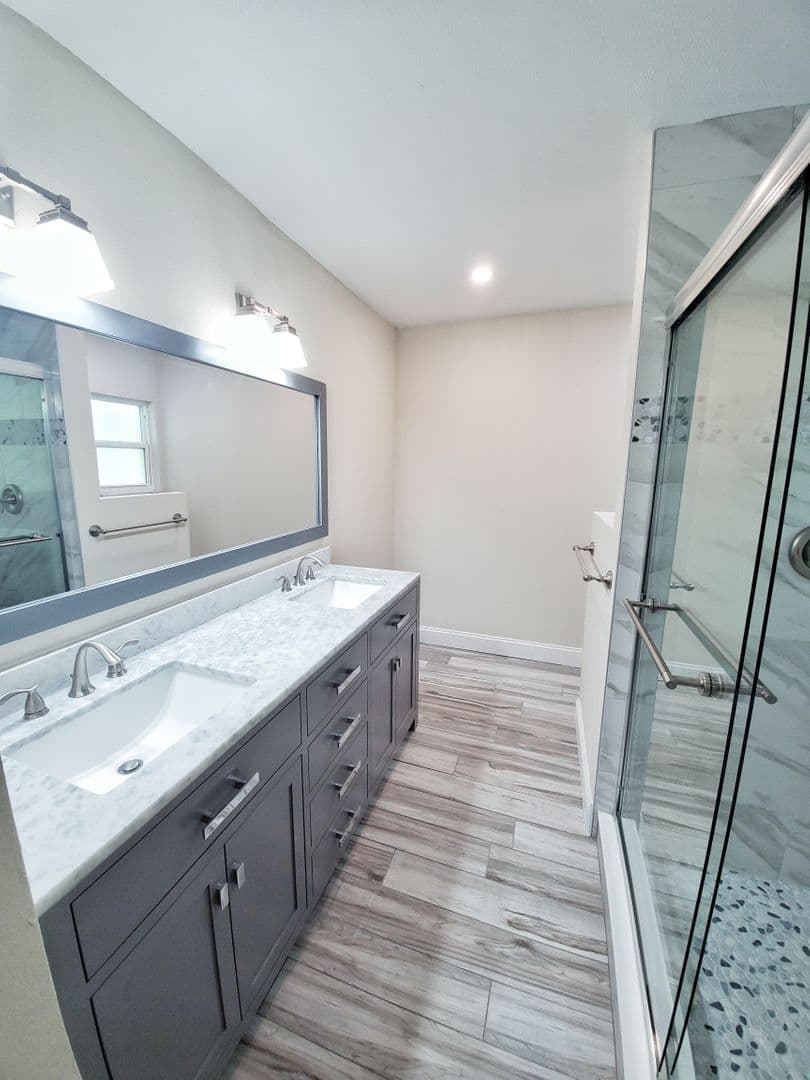 St. Petersburg House: 2661 Columbus Way S