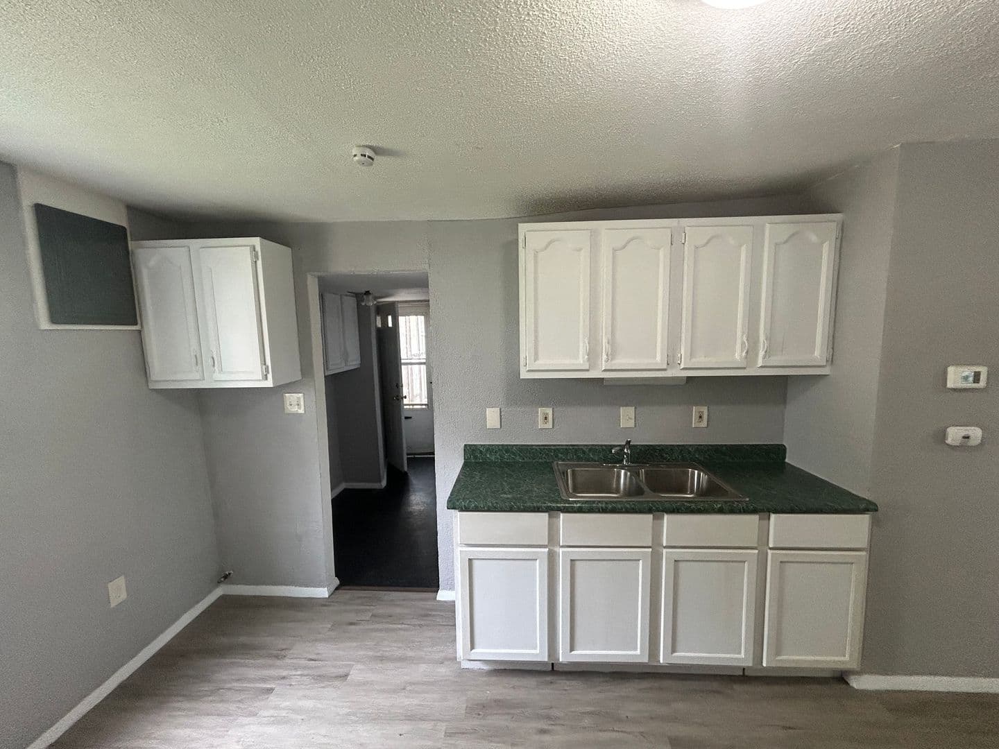 Lorain Apartment: 2344 East Ave
