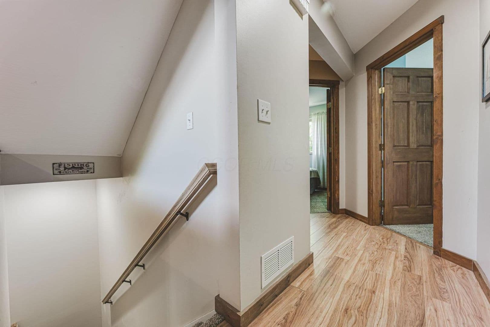 Buckeye Lake House: 153 Lighthouse Ln,