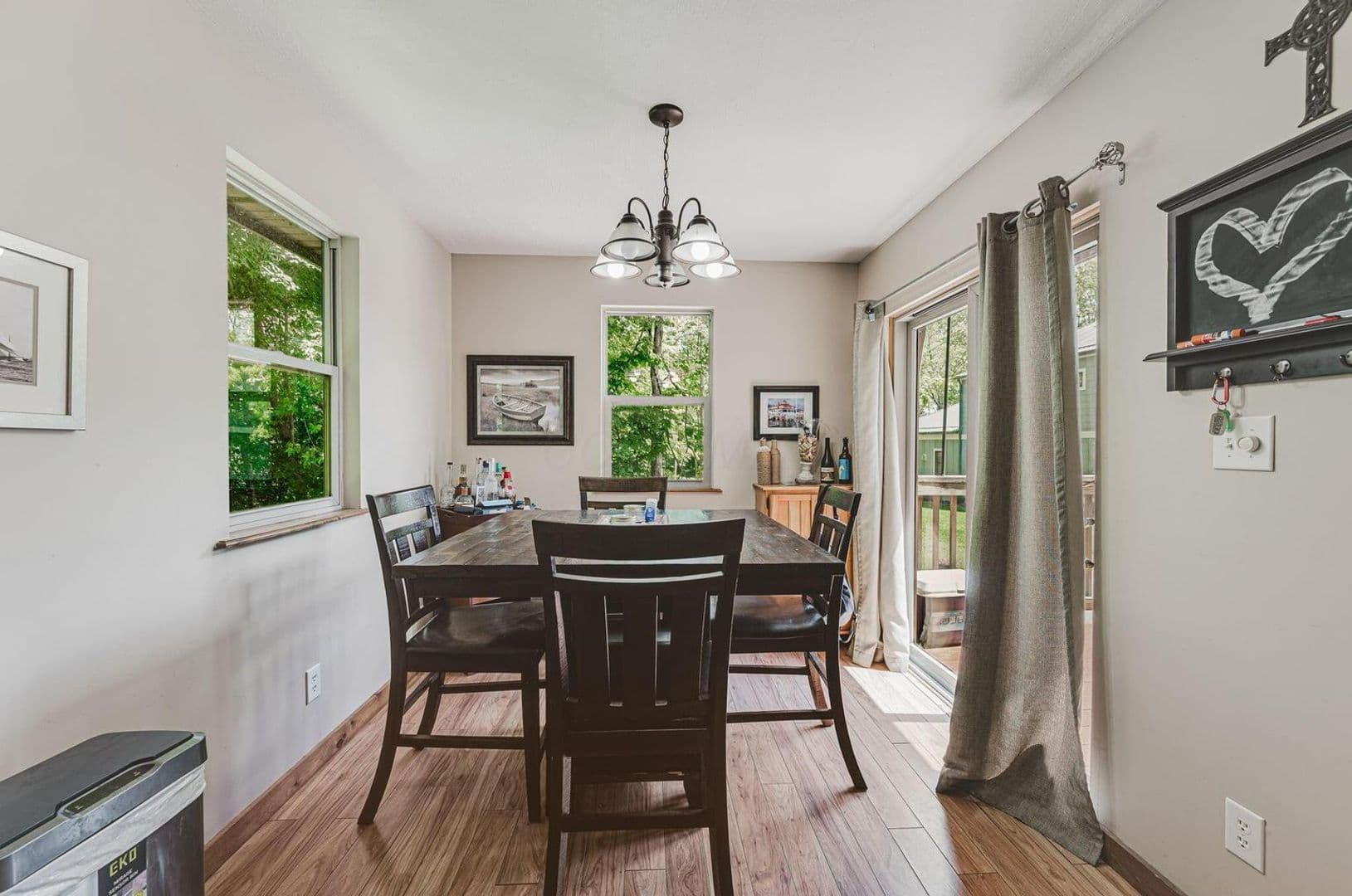 Buckeye Lake House: 153 Lighthouse Ln,