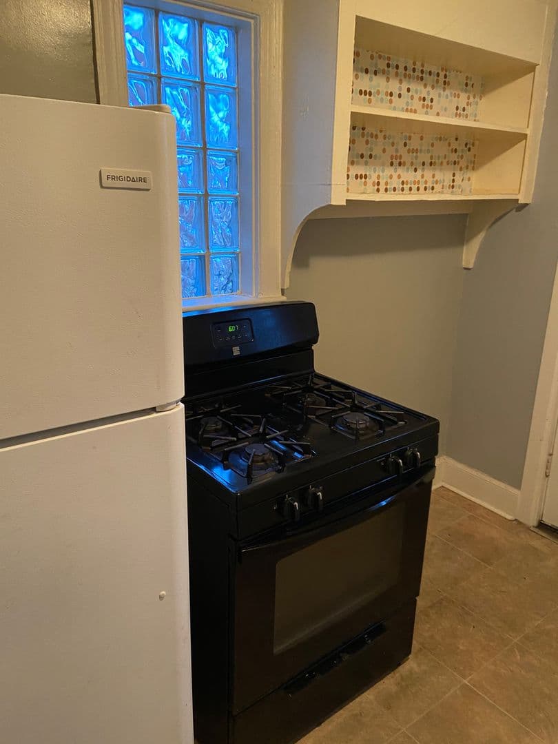 Columbus Apartment: 830-836 Berkeley Rd