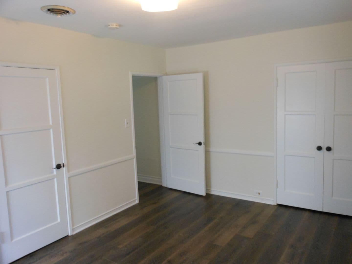 LOS ANGELES House: 8340 CHASE AVE