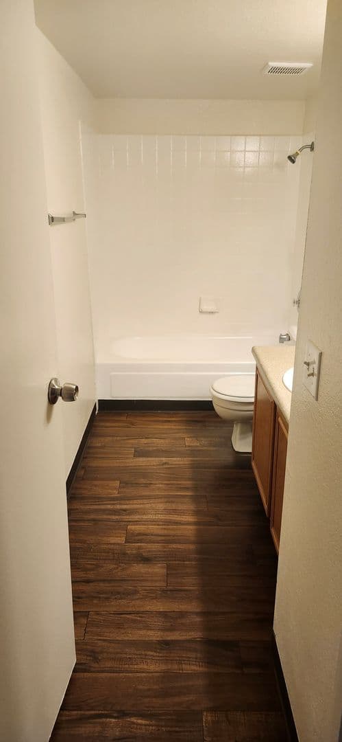 LAS VEGAS Apartment: 2780 E FLAMINGO RD
