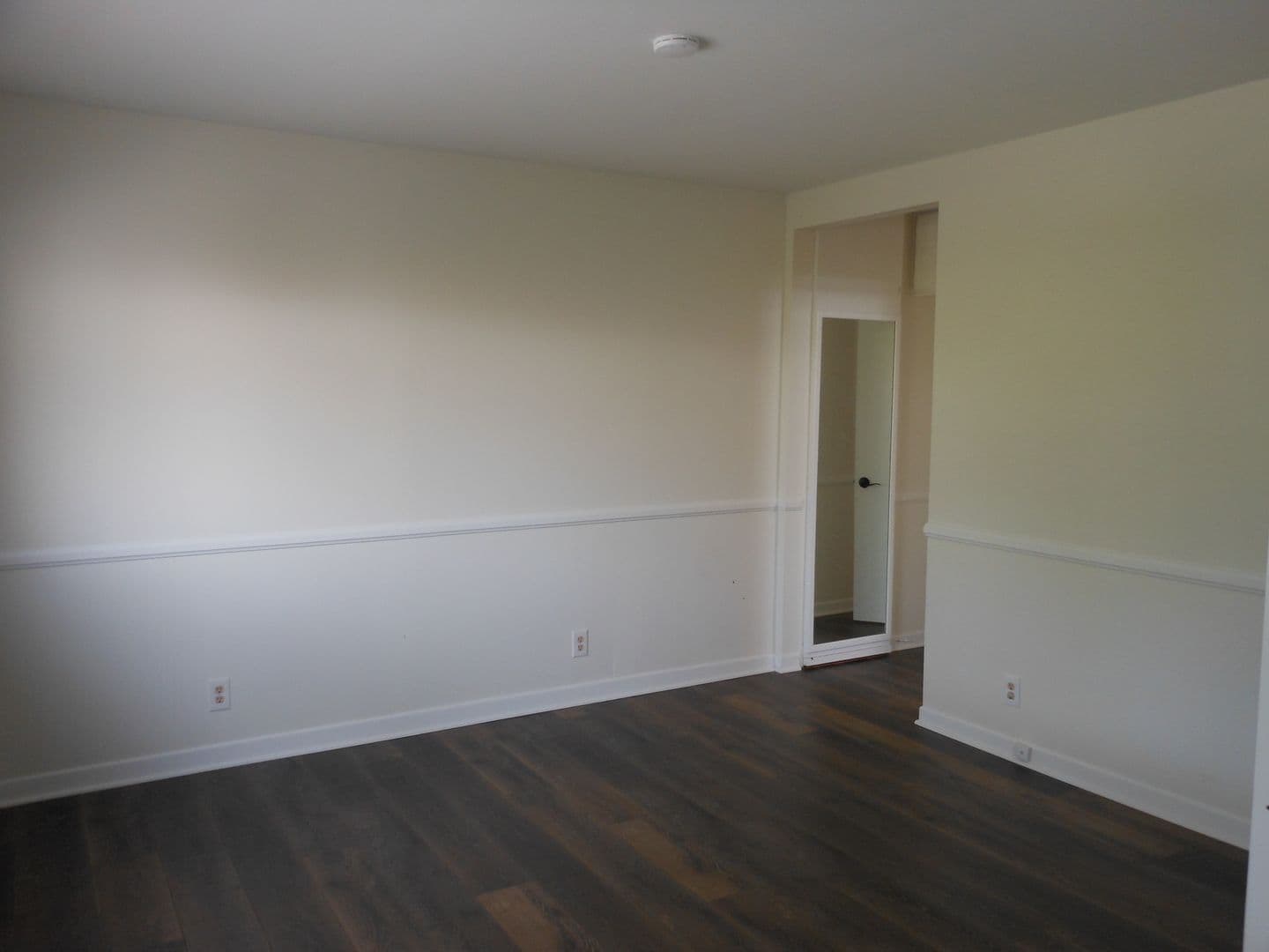 LOS ANGELES House: 8340 CHASE AVE