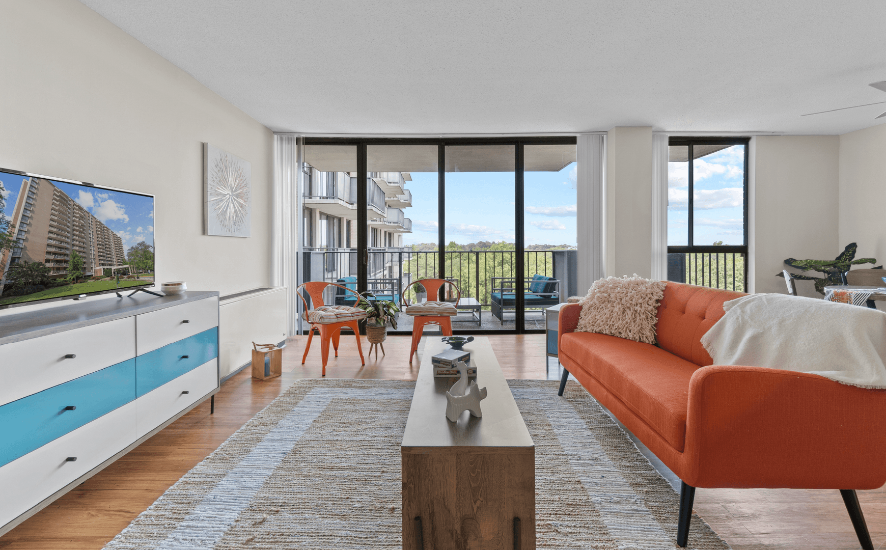 College Park Apartment: 6200 Westchester Park Dr