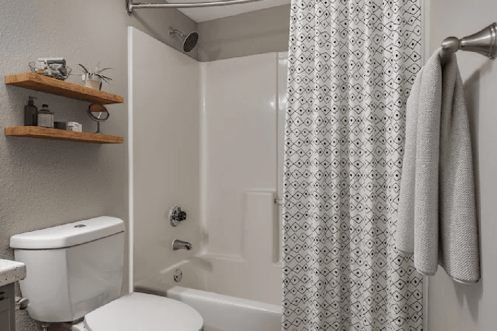 Tomball Apartment: 29807 Tomball Pkwy