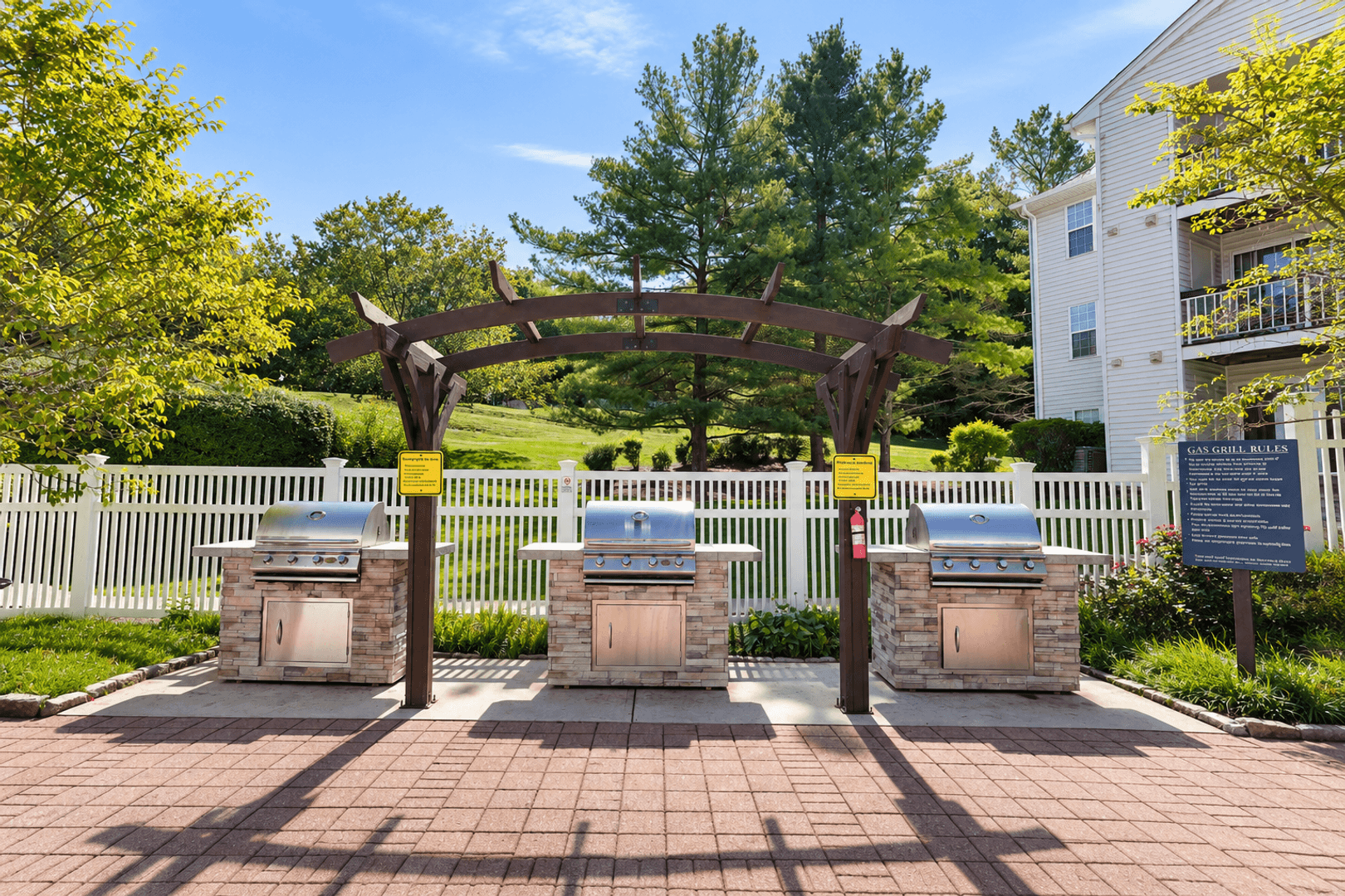 Middletown Apartment: 5 Town Colony Drive
