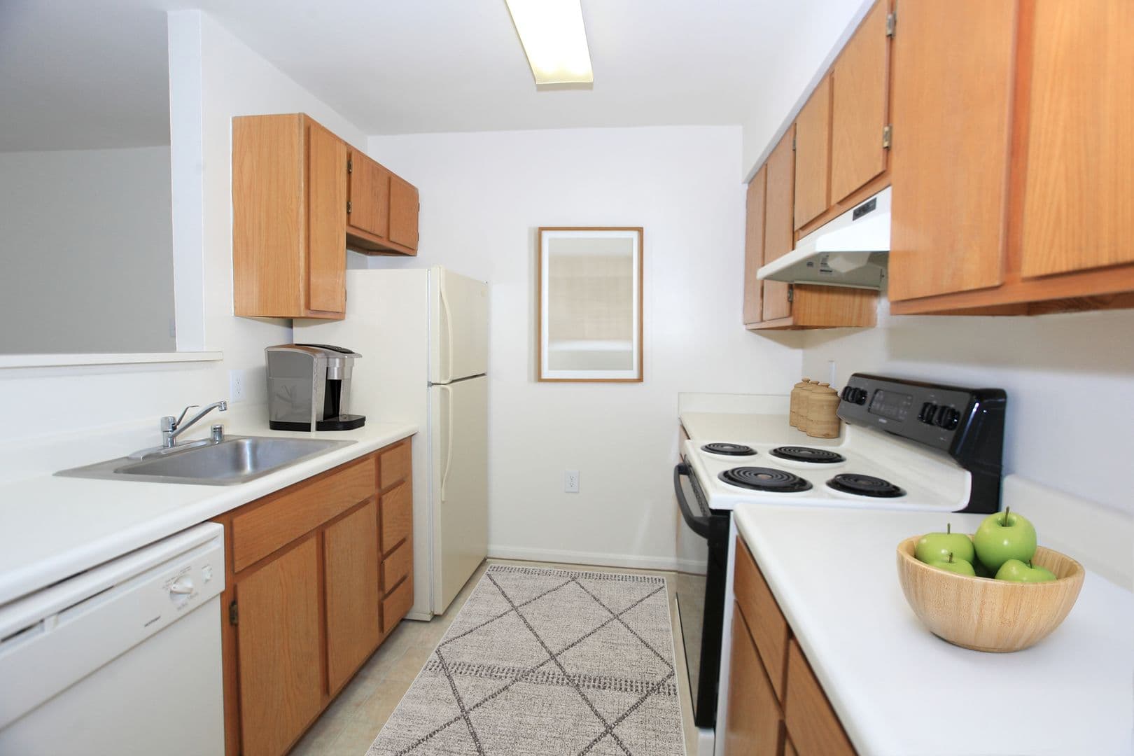 Perry Hall Apartment: 1 Lincoln Woods Way