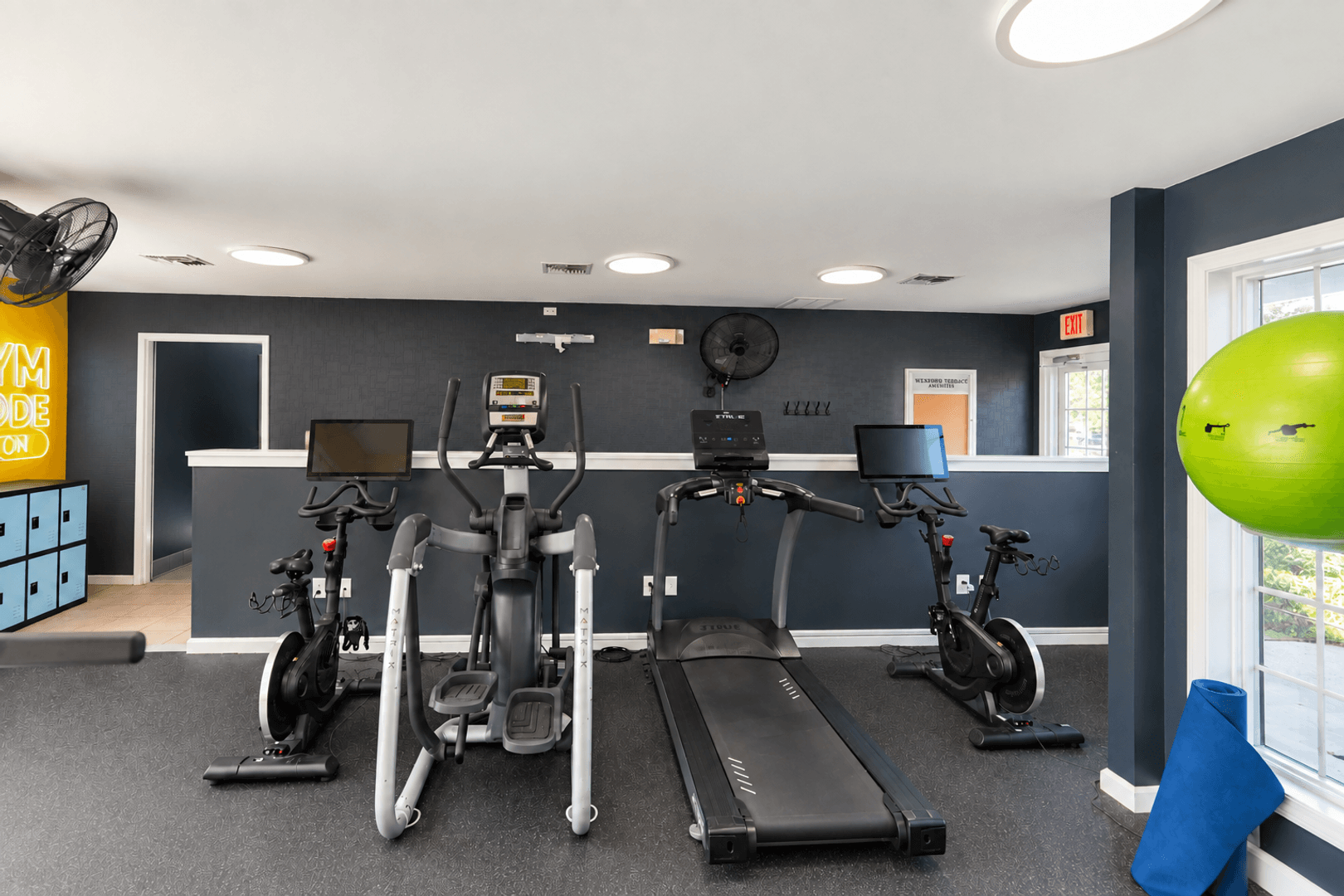 Middletown Apartment: 72 Forest Glen Circle