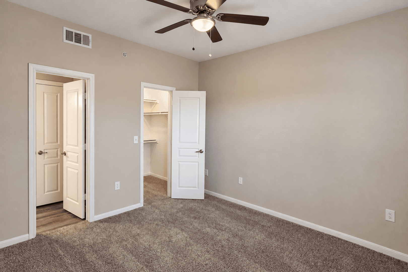 Houston Apartment: 16350 Ella Blvd
