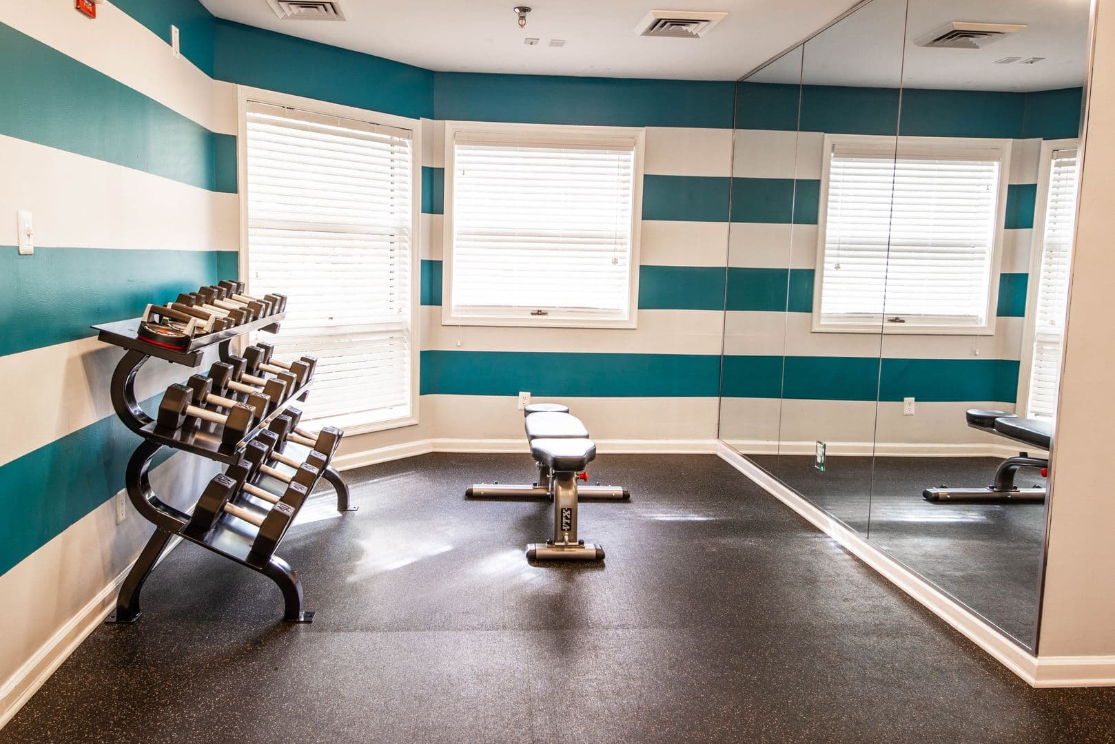 Perry Hall Apartment: 1 Lincoln Woods Way