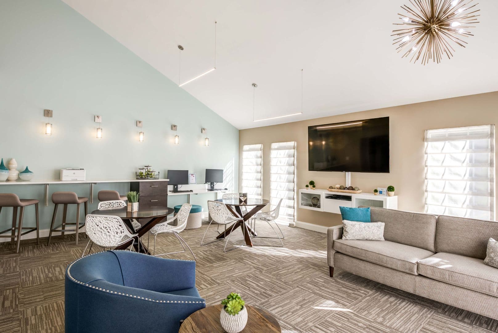 Perry Hall Apartment: 1 Lincoln Woods Way
