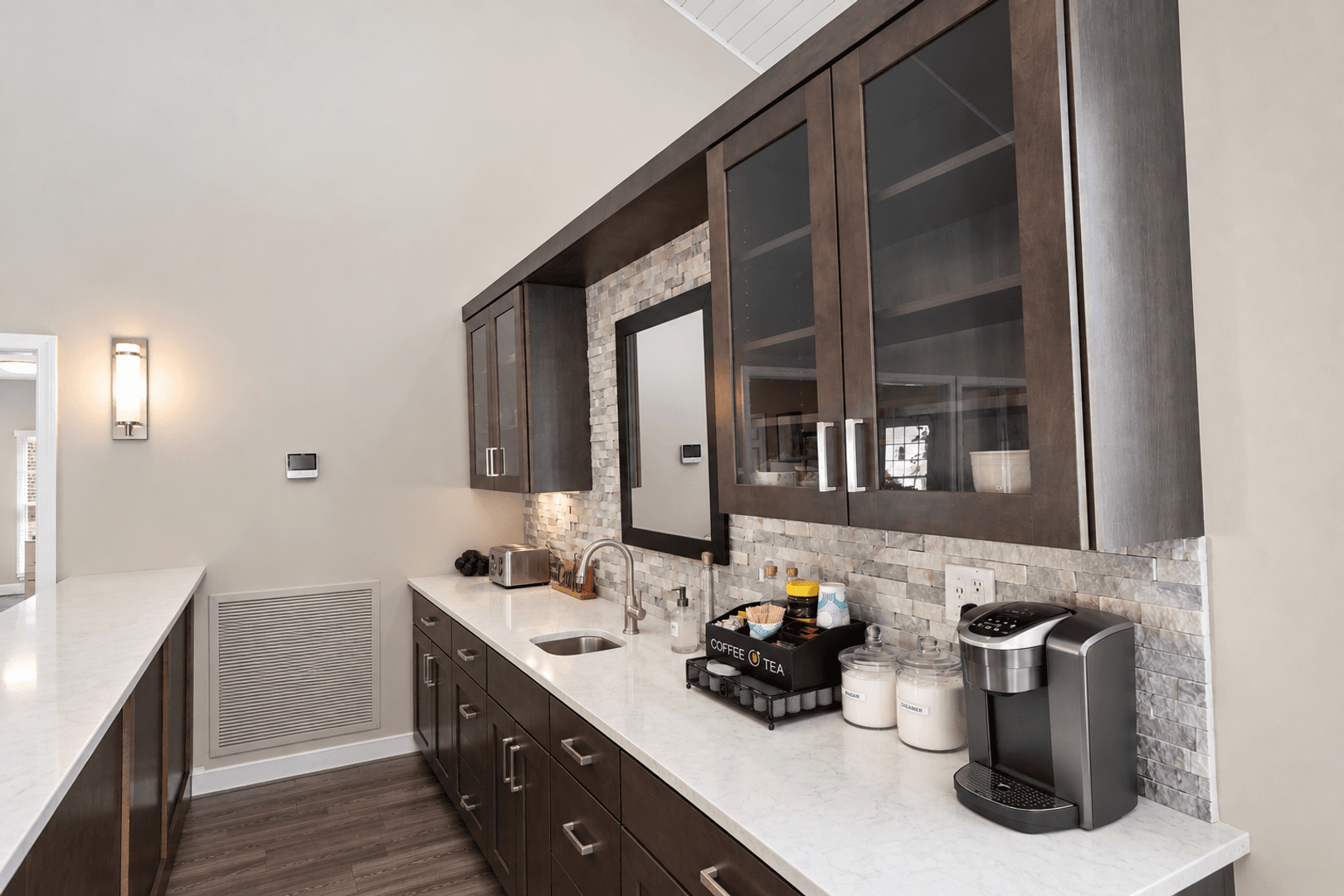 Middletown Apartment: 5 Town Colony Drive