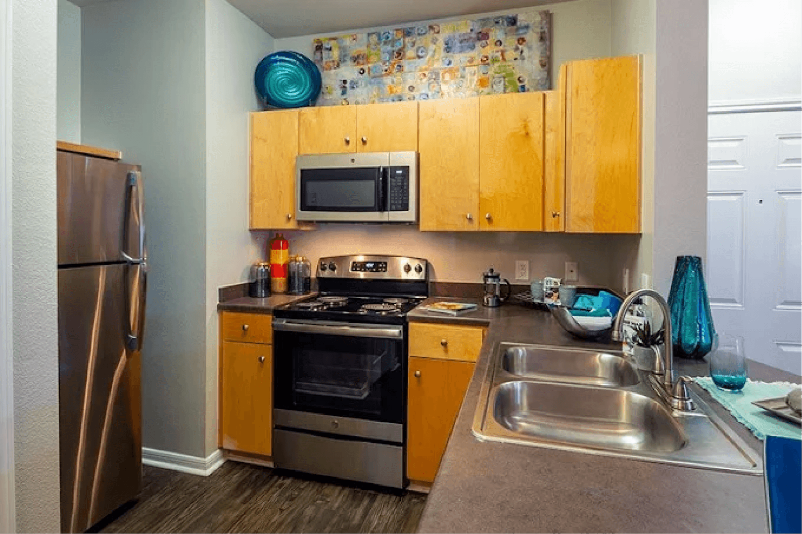 Houston Apartment: 16350 Ella Blvd