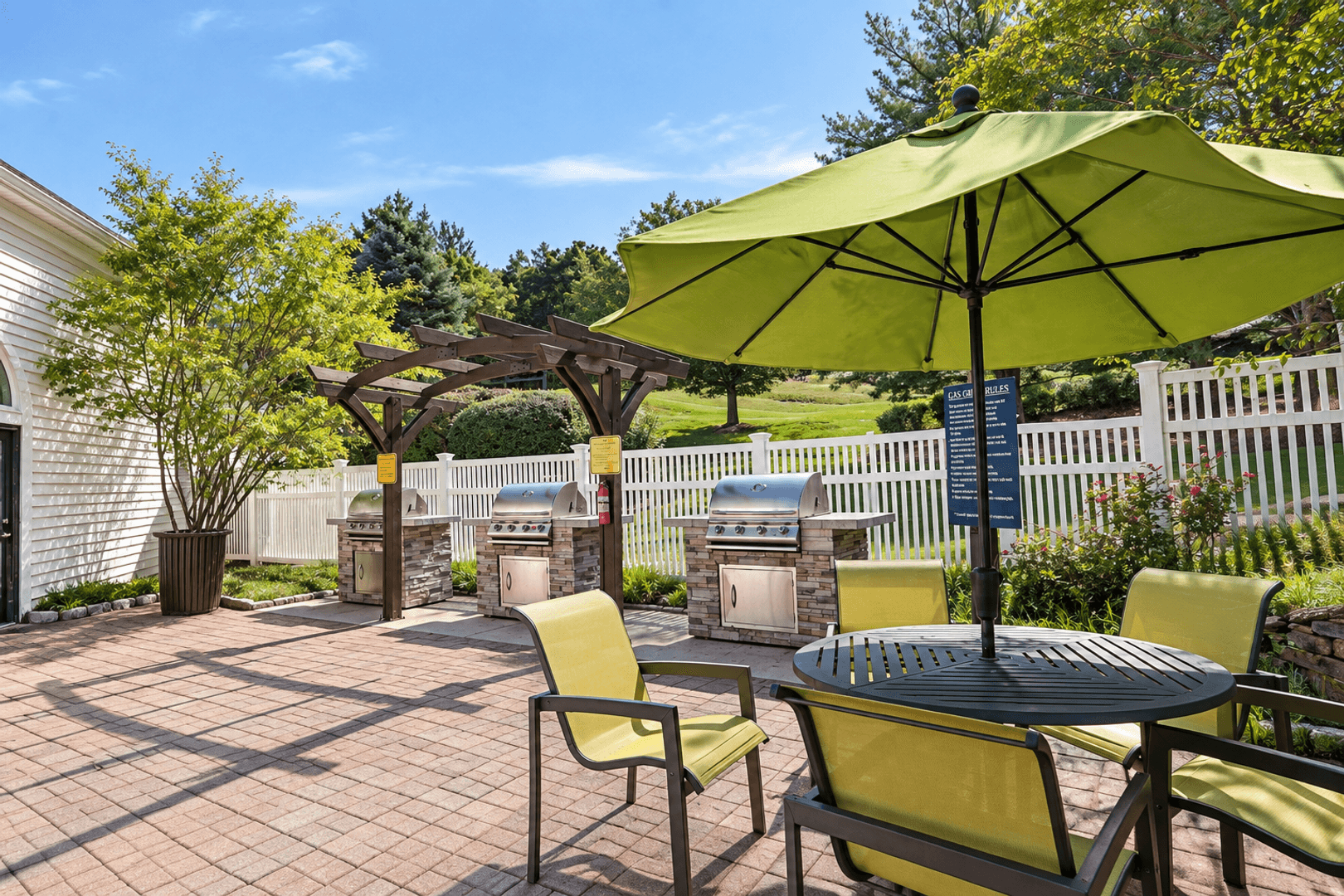 Middletown Apartment: 5 Town Colony Drive