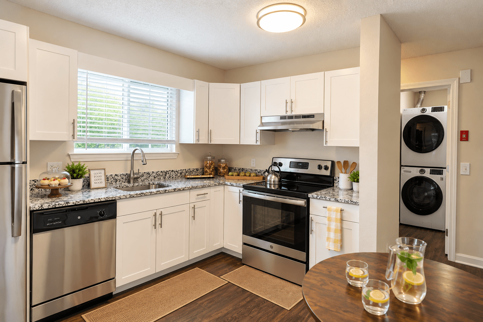 Middletown Apartment: 72 Forest Glen Circle