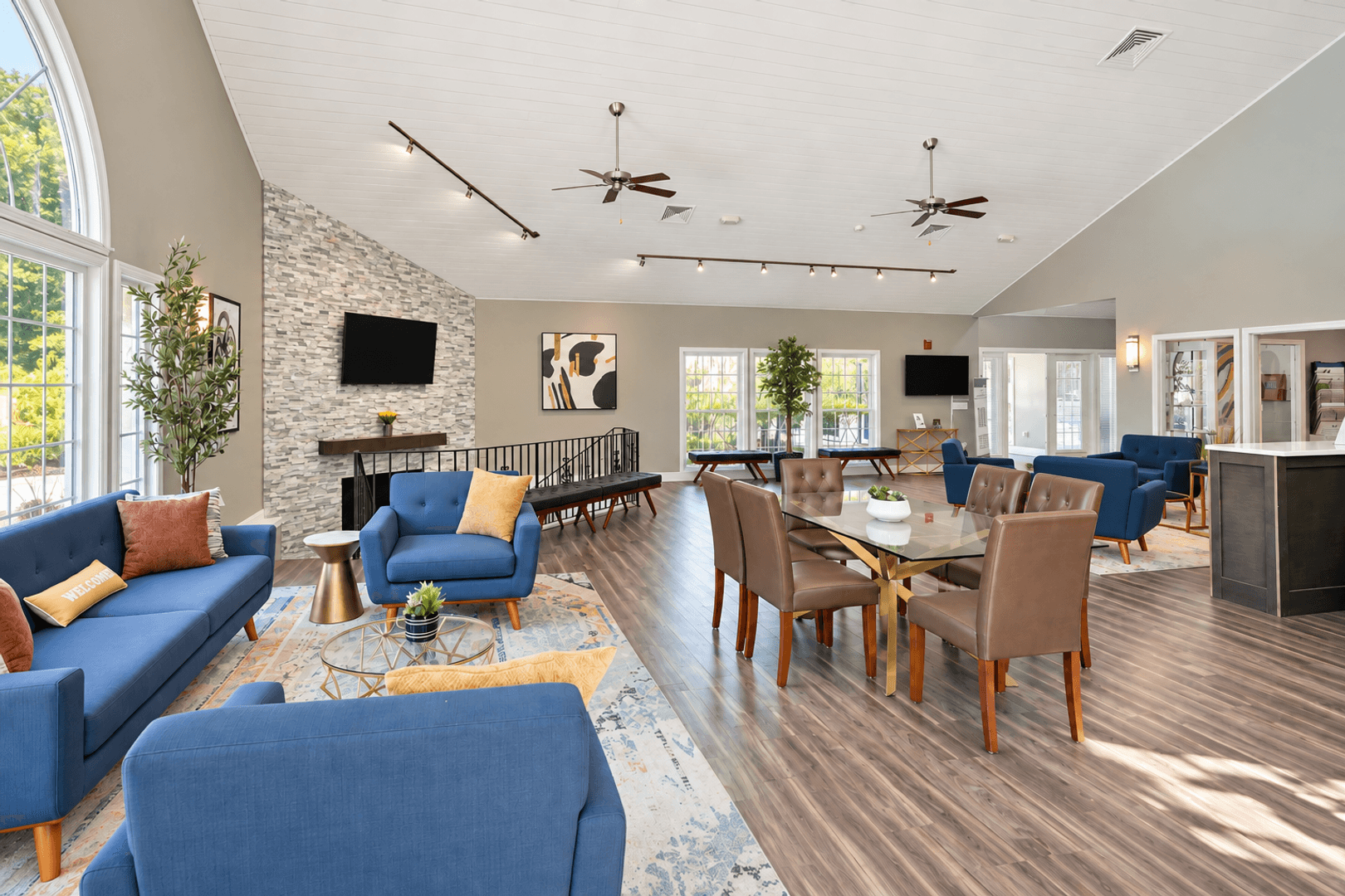 Middletown Apartment: 5 Town Colony Drive