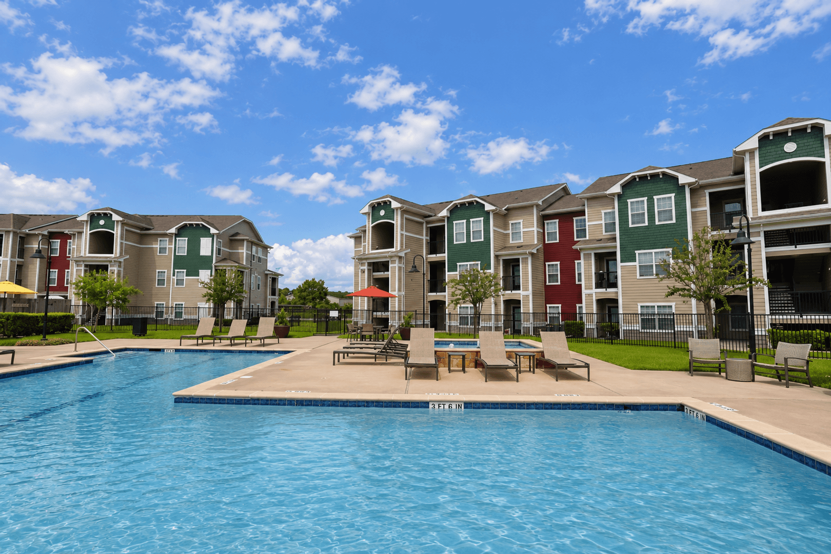 Houston Apartment: 16350 Ella Blvd