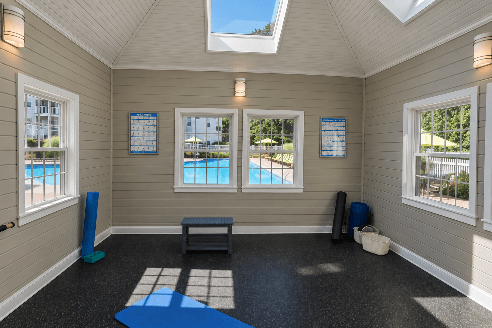 Middletown Apartment: 5 Town Colony Drive