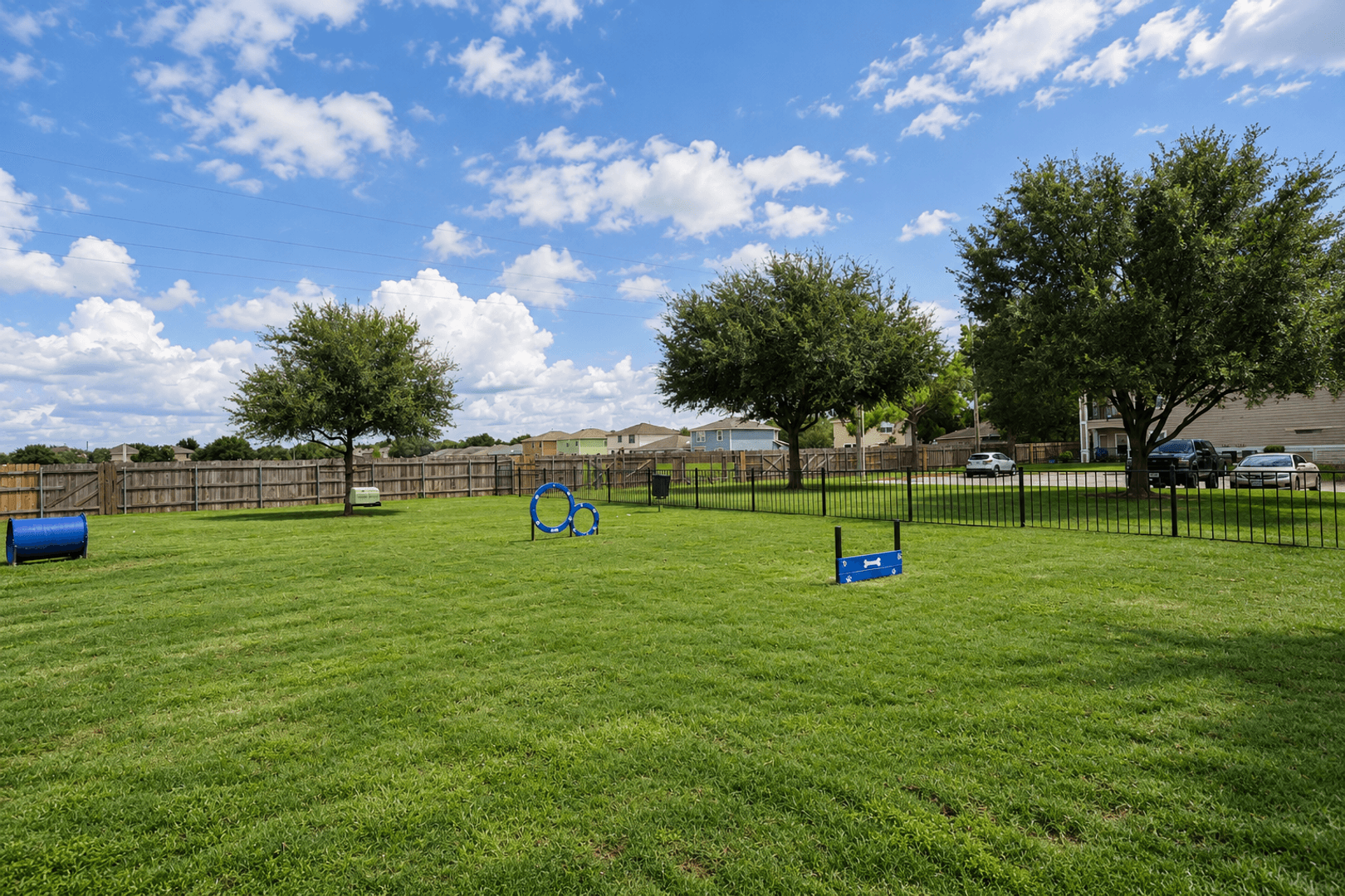 Houston Apartment: 16350 Ella Blvd