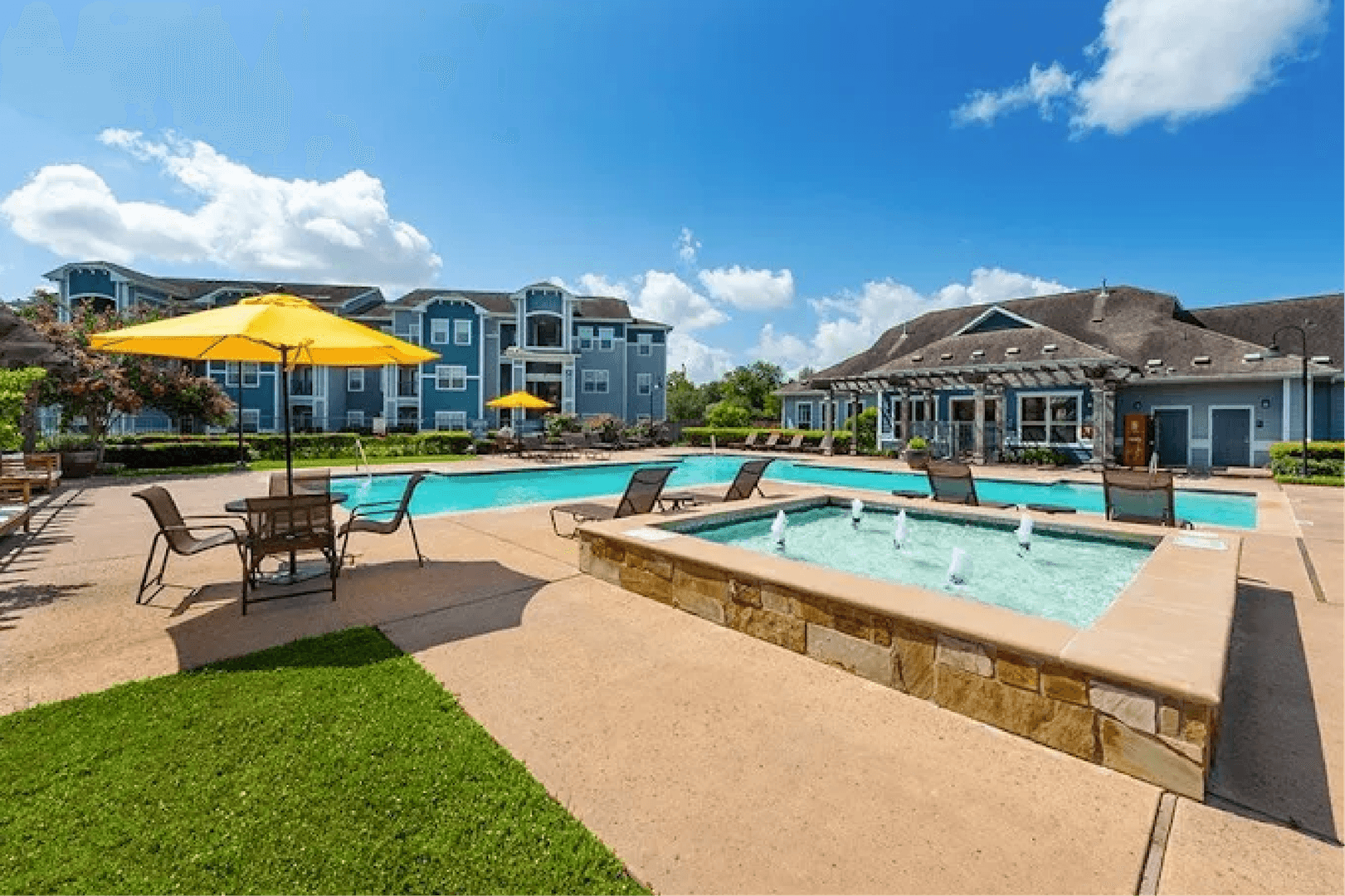 Houston Apartment: 16350 Ella Blvd