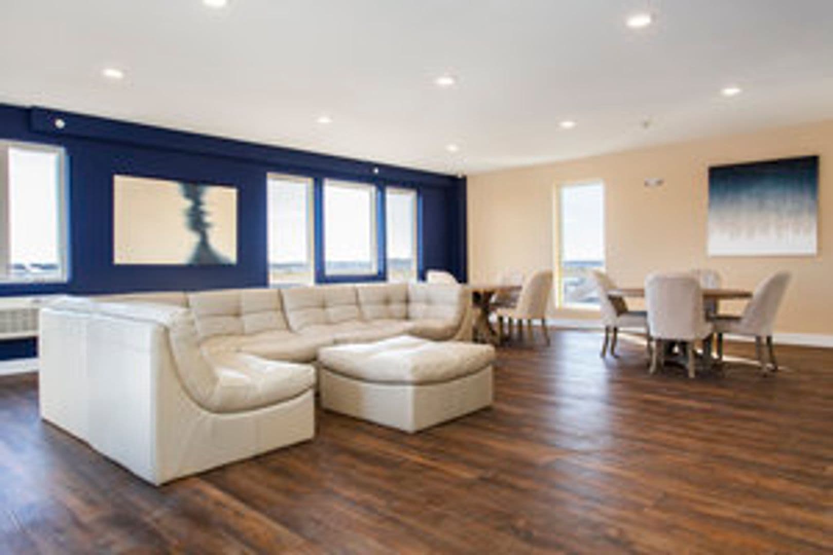 Carteret Apartment: 180 Roosevelt Ave.