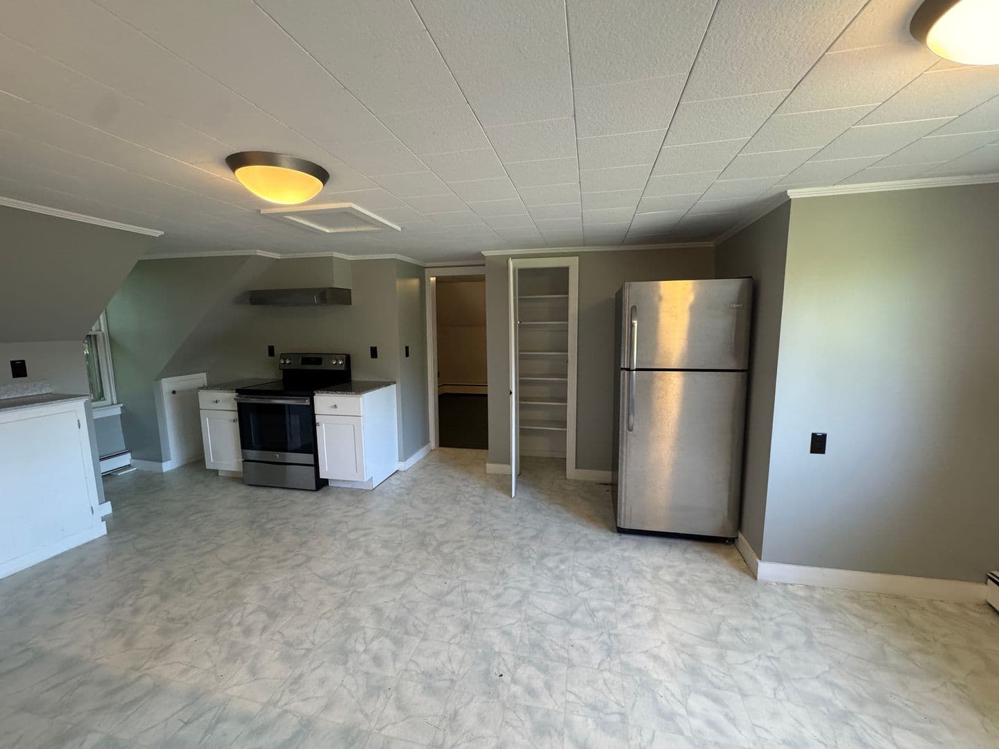 Springfield Apartment: 51-53 Pleasant St