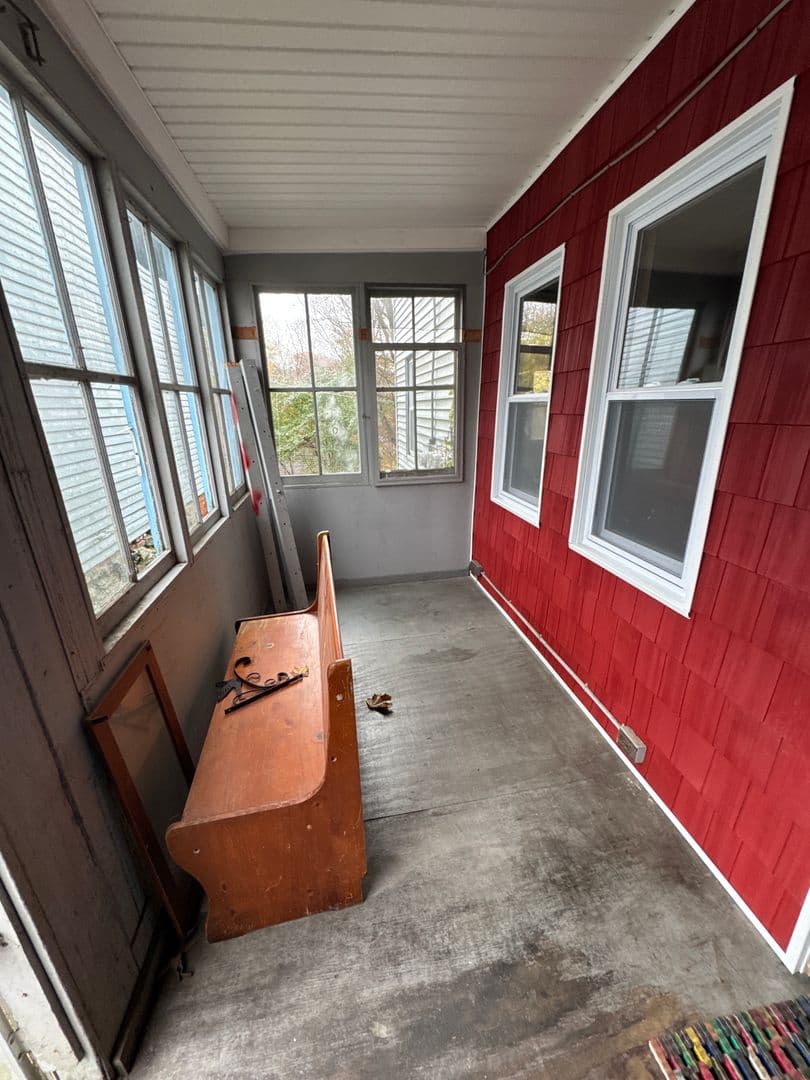 Newport Apartment: 13 Sullivan Street