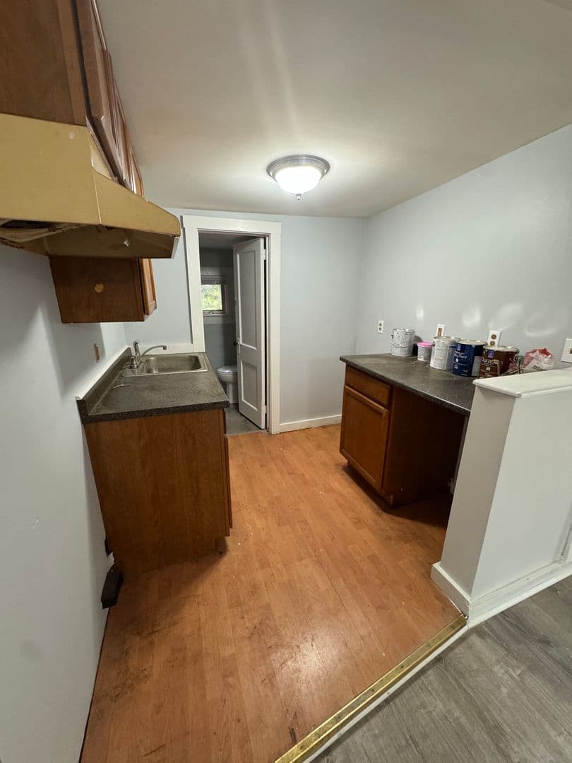 Springfield Apartment: 120 Main St