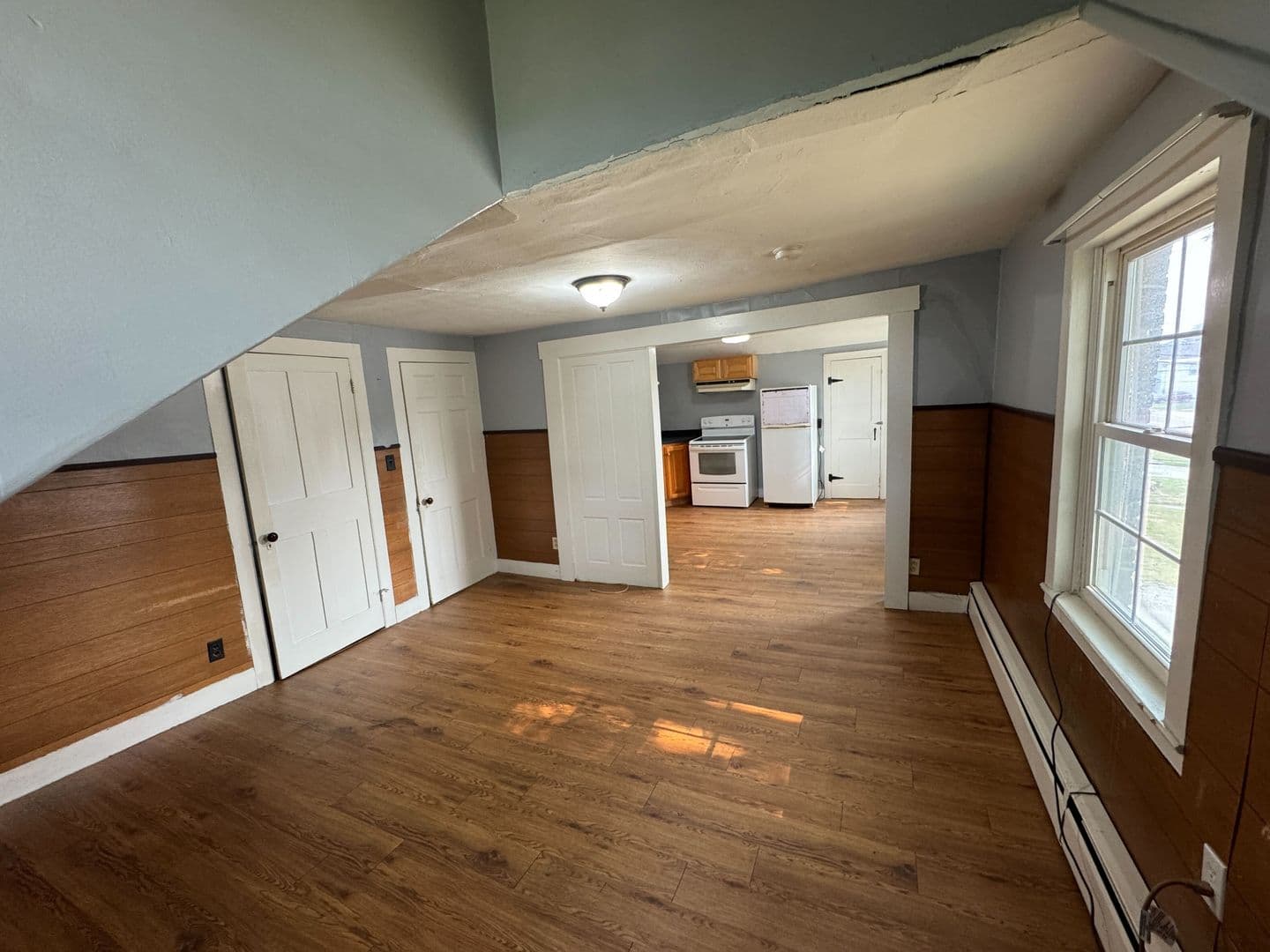 Newport Apartment: 96 South Main St.