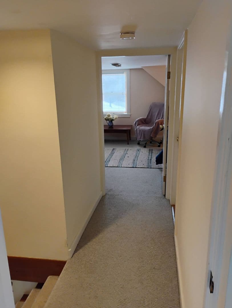 Norwich Apartment: 873 Bragg Hill
