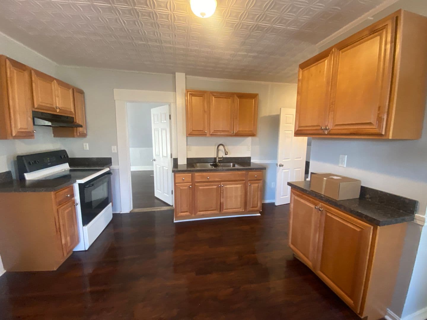 Manchester Apartment: 2-4 Gates Street