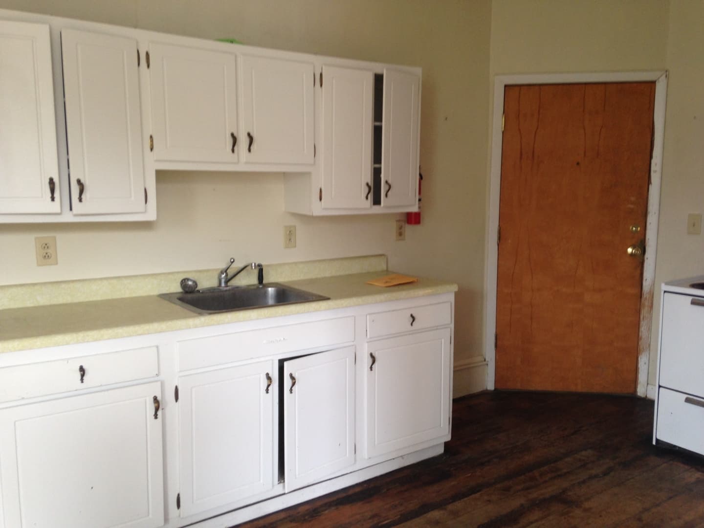 Windsor Apartment: 63 Main Street