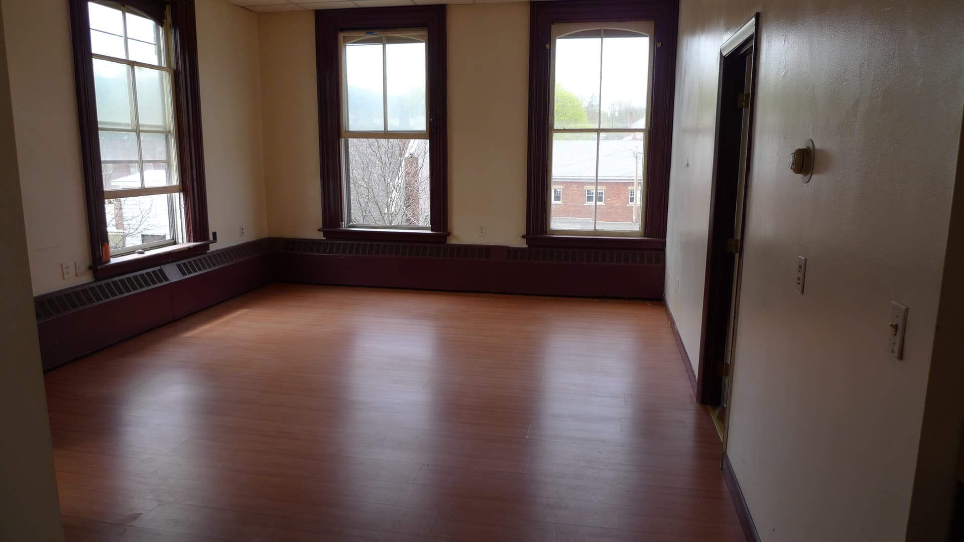 Windsor Apartment: 63 Main Street