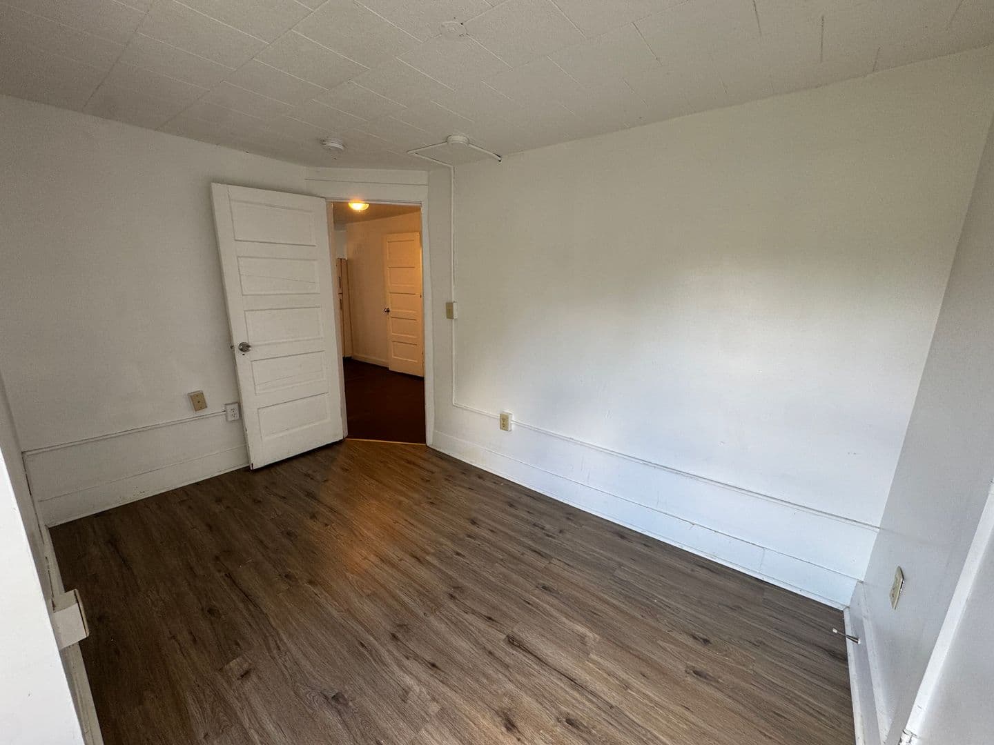 Springfield Apartment: 120 Main St