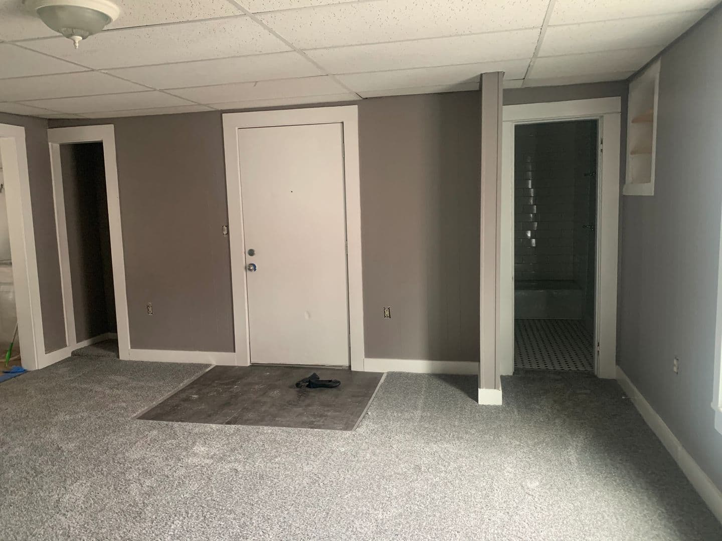 Springfield Apartment: 11 Park St