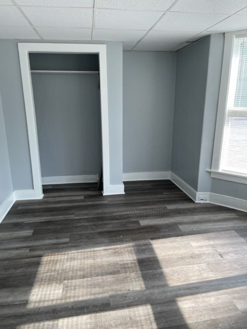 North Springfield Apartment: 65 Giddings Street (4 Mill Rd)